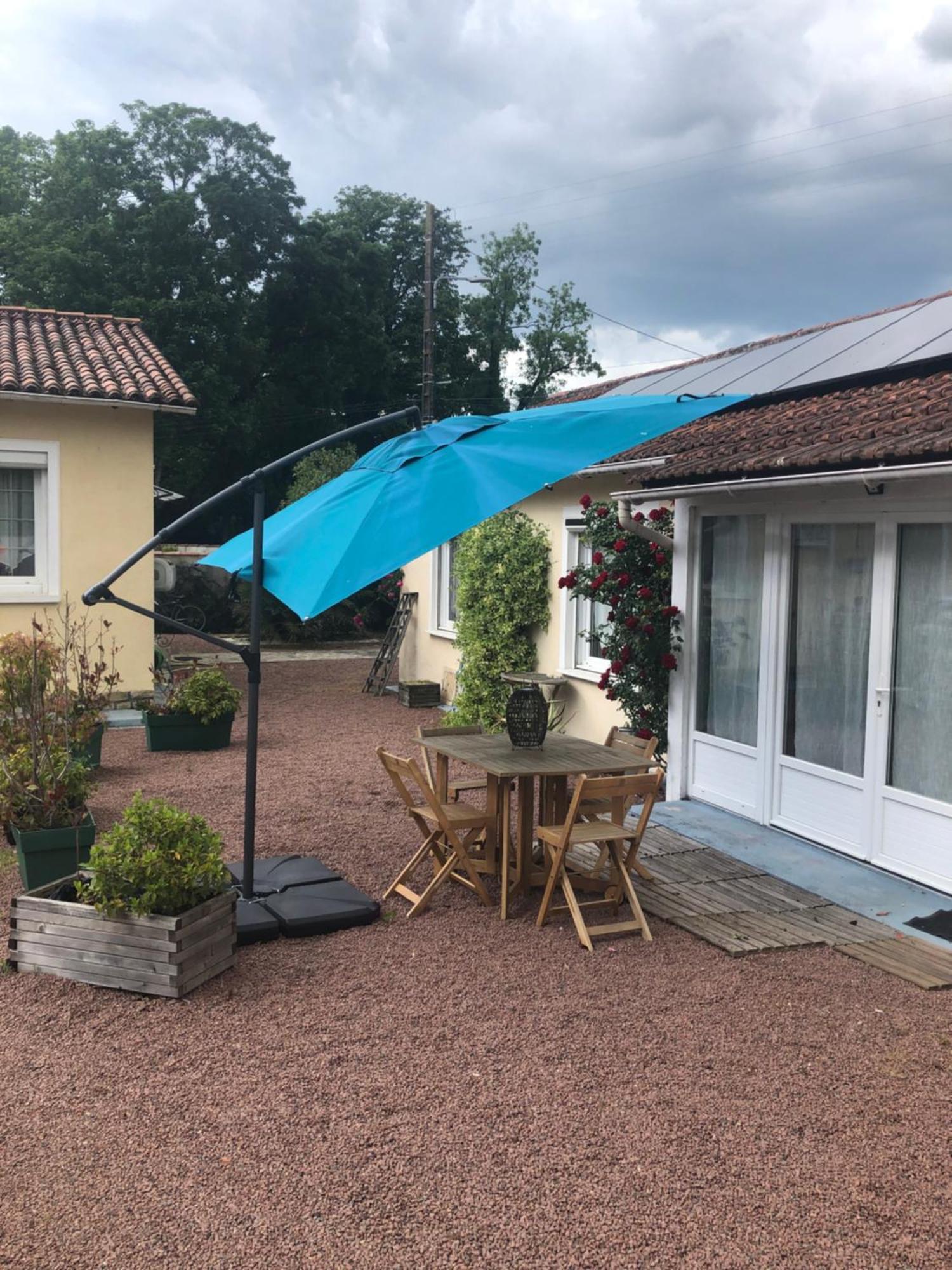 Charmante Maisonnette 2 Personnes Avec Wifi Surgères Eksteriør billede