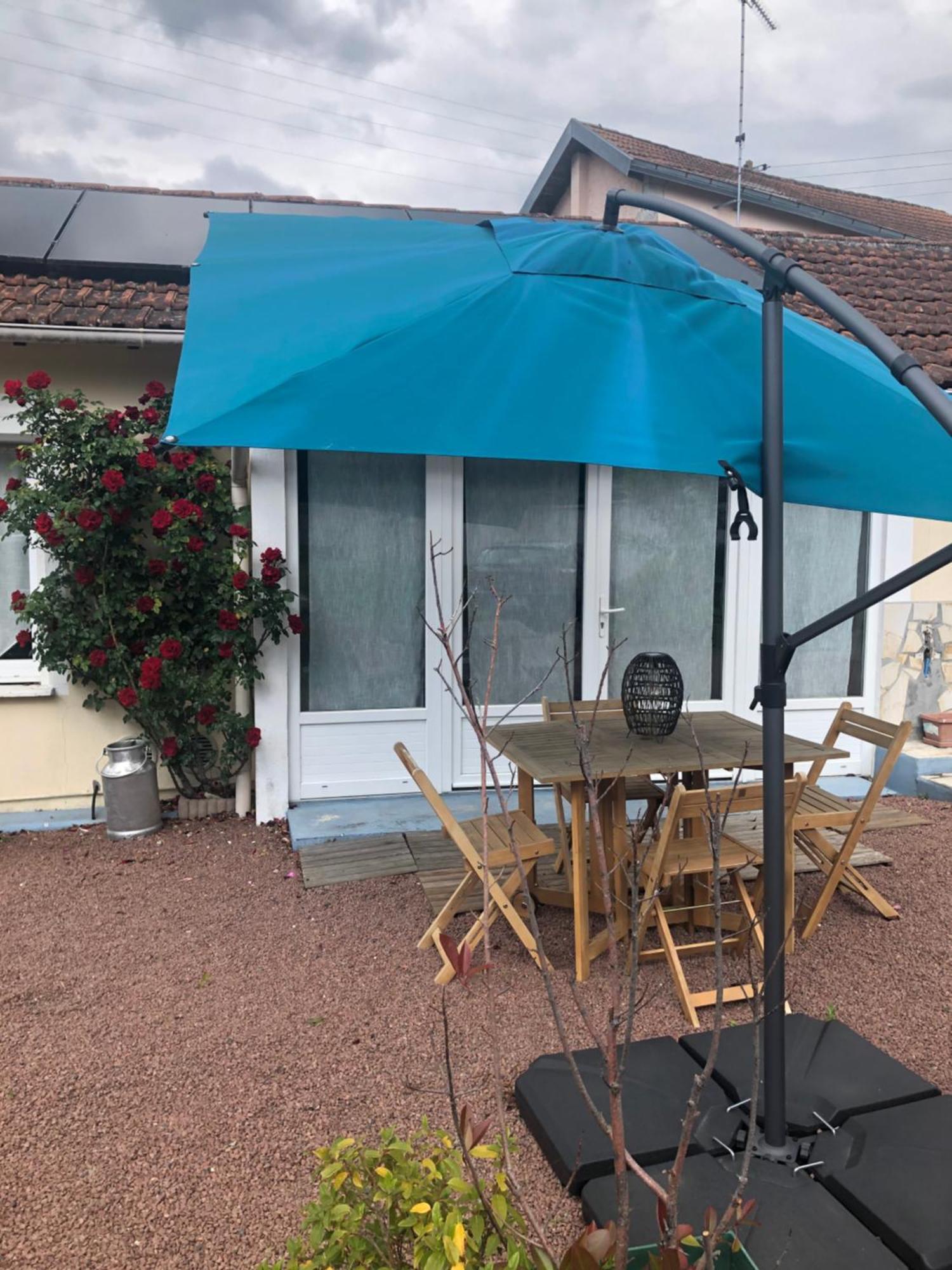 Charmante Maisonnette 2 Personnes Avec Wifi Surgères Eksteriør billede